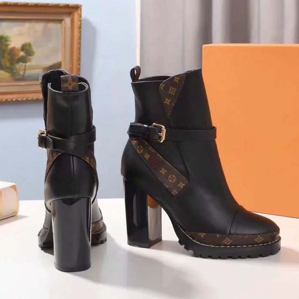 fashion leather star women shoes woman leather short autumn winter ankle fashion women boots 04 l230 0134, Black
fashion leather star women shoes woman leather short autumn winter ankle fashion women boots 04 l230 0134, Black