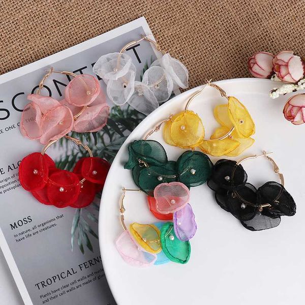 toyoosky korean new personality lace earrings elegant colorful dangle earrings for women wedding bohemian jewelry 2020, Silver
toyoosky korean new personality lace earrings elegant colorful dangle earrings for women wedding bohemian jewelry 2020, Silver
