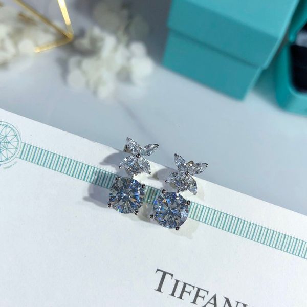 2020 high quality fashion jewelry ladies earrings with party dresses best jewelry charm gorgeous stud earrings F43F
2020 high quality fashion jewelry ladies earrings with party dresses best jewelry charm gorgeous stud earrings F43F