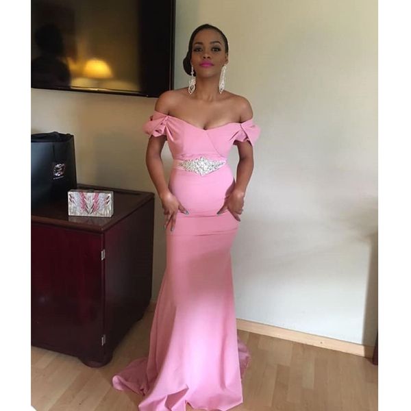pink long prom dresses with beading sash off the shoulder mermaid satin evening dress vestidos african girl formal gown, Black;red
pink long prom dresses with beading sash off the shoulder mermaid satin evening dress vestidos african girl formal gown, Black;red