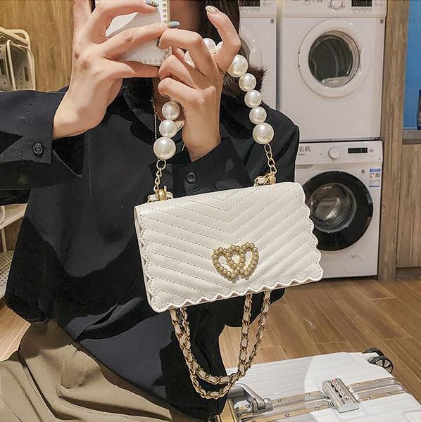 factory wholesale women handbag small fresh pearl chain bags sweet ladies wavy leather shoulder bag plaid leathers fashion handbags, Black;red
factory wholesale women handbag small fresh pearl chain bags sweet ladies wavy leather shoulder bag plaid leathers fashion handbags, Black;red