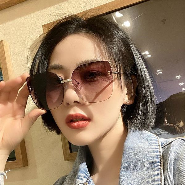 qpeclou 2020 new rimless cat eye sunglasses women fashion frameless gradient sun glasses female colorful shades, White;black
qpeclou 2020 new rimless cat eye sunglasses women fashion frameless gradient sun glasses female colorful shades, White;black