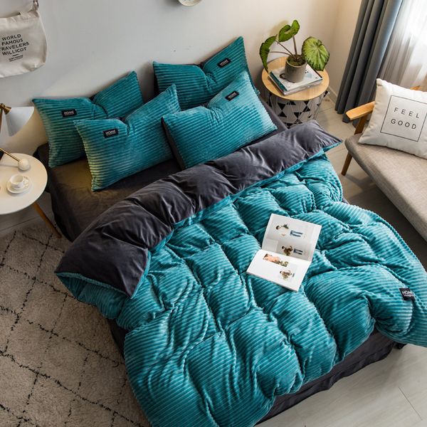 2020 new magic velvet fleece bedding set 4pcs/set stripe duvet cover flat sheet pillowcase ab side flannel winter warm bed linen
2020 new magic velvet fleece bedding set 4pcs/set stripe duvet cover flat sheet pillowcase ab side flannel winter warm bed linen