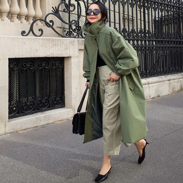 johnature 2020 autumn korean casual loose solid color long trench women new turn-down collar zippers all match female coats, Tan;black
johnature 2020 autumn korean casual loose solid color long trench women new turn-down collar zippers all match female coats, Tan;black