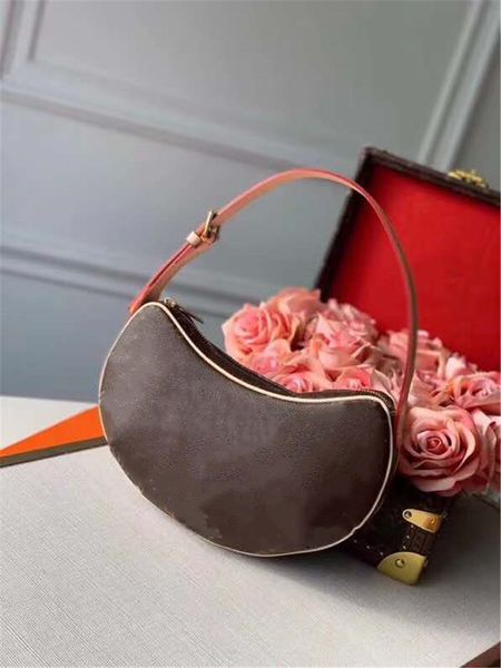 shoulder bag handbag shell bags purse leather woman sale discount quality metis genuine handle brand floral letters checke
shoulder bag handbag shell bags purse leather woman sale discount quality metis genuine handle brand floral letters checke