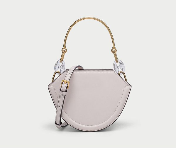 2020 women's evening bag pu leather shoulder bag metal handle handbag office worker shopping crossbody bag
2020 women's evening bag pu leather shoulder bag metal handle handbag office worker shopping crossbody bag
