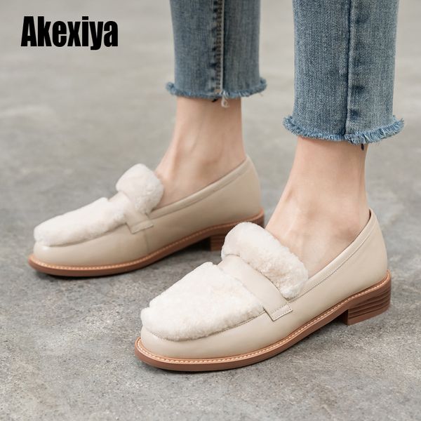 2020 shoes women winter warm 100% genuine leather flat shoes casual loafers slip on women's flats plush non-slip s017, Black
2020 shoes women winter warm 100% genuine leather flat shoes casual loafers slip on women's flats plush non-slip s017, Black