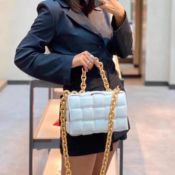 thick chain woven square bag wild portable messenger bag 2020 new design women solid pillow
thick chain woven square bag wild portable messenger bag 2020 new design women solid pillow