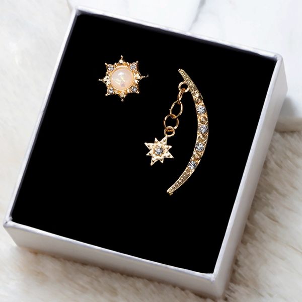 golden moon&star shaped asymmetrical dangle alloy earrings fashion drop earrings for women jewelry gifts, Silver
golden moon&star shaped asymmetrical dangle alloy earrings fashion drop earrings for women jewelry gifts, Silver