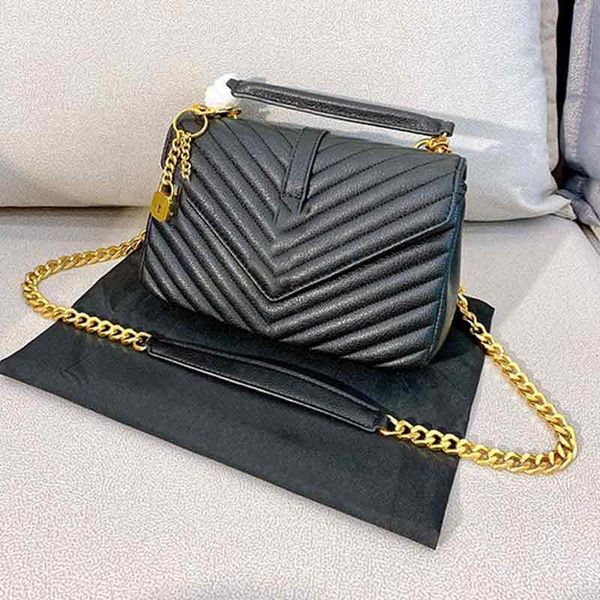 classic fashion women bag medium bag ladies leather women chain messenger bags handbags women fashion crossbody bags 24cmx16cmx7cm
classic fashion women bag medium bag ladies leather women chain messenger bags handbags women fashion crossbody bags 24cmx16cmx7cm