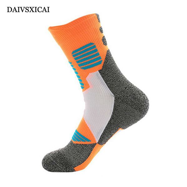 1pairs/lot=2pieces casual sports socks fashion mens terry running sports socks basketball male, Black
1pairs/lot=2pieces casual sports socks fashion mens terry running sports socks basketball male, Black