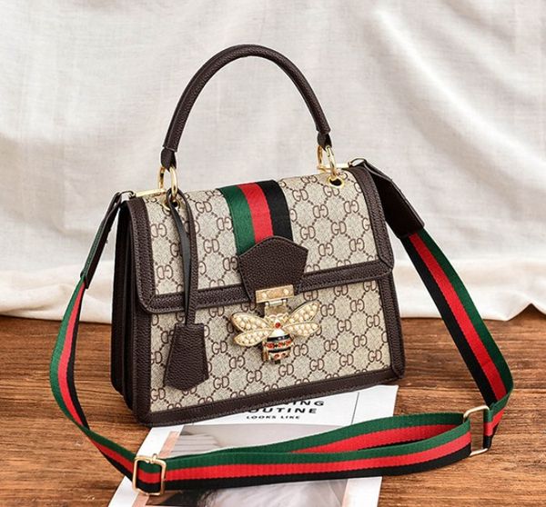 new european and american style simple shoulder bag diagoulder package boston fashion handbag crossbody bag kashi 25x9x18cm
new european and american style simple shoulder bag diagoulder package boston fashion handbag crossbody bag kashi 25x9x18cm