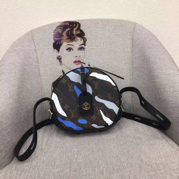 m45095designers bags,handbags,shoulder bag,women bags,crossbody bag,bag,leather bag,designers handbags designers,mona_bag,wallet
m45095designers bags,handbags,shoulder bag,women bags,crossbody bag,bag,leather bag,designers handbags designers,mona_bag,wallet