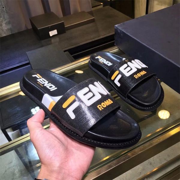 2020 designers slippers men rubber slide sandals brand women men summer printing leather flip flops slippers black falt shoes beach
2020 designers slippers men rubber slide sandals brand women men summer printing leather flip flops slippers black falt shoes beach