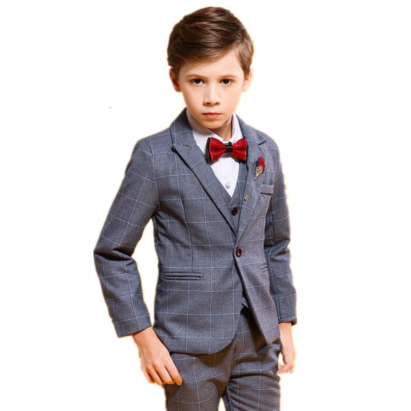 brand flower boys plaid blazer vest pants 3pcs suits for wedding party dress child formal tuxedo performance costume kids set, Blue
brand flower boys plaid blazer vest pants 3pcs suits for wedding party dress child formal tuxedo performance costume kids set, Blue