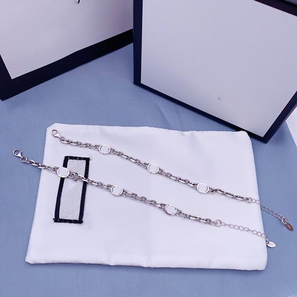 sterling silver bracelet retro interlocking fine bracelets european and american fashion trend chian bracelet supply, Golden;silver
sterling silver bracelet retro interlocking fine bracelets european and american fashion trend chian bracelet supply, Golden;silver