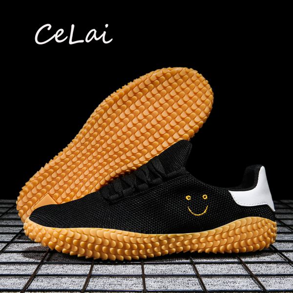 2020 new men shoes slip on men's casual shoes light comfortable breathable couple walking sneakers male feminino zapatos a-038, Black
2020 new men shoes slip on men's casual shoes light comfortable breathable couple walking sneakers male feminino zapatos a-038, Black