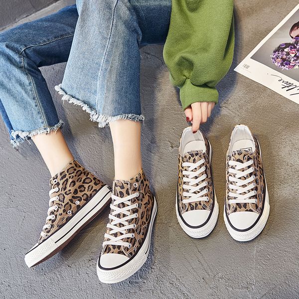 женская обувь холст мода leopard печати шнуровке квартиры повседневная обувь леди осень high-top вулканизированной обуви non-slip кроссовки, Black
женская обувь холст мода leopard печати шнуровке квартиры повседневная обувь леди осень high-top вулканизированной обуви non-slip кроссовки, Black