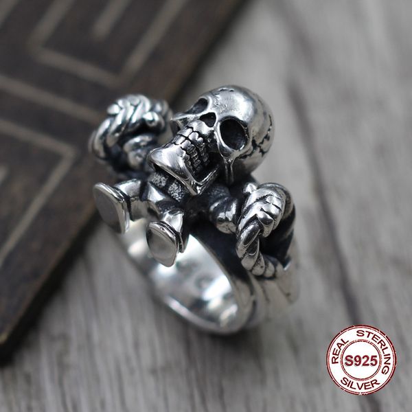 s925 pure silver men's ring personality restoring ancient ways punk style skull and bones pop classic ring gift to your lover
s925 pure silver men's ring personality restoring ancient ways punk style skull and bones pop classic ring gift to your lover
