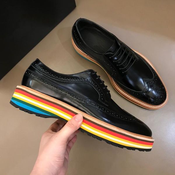 2020 fashion mensr dress shoes with quality calf upper with carved pattern and five colors rainbow bottom oxfords shoes, Black
2020 fashion mensr dress shoes with quality calf upper with carved pattern and five colors rainbow bottom oxfords shoes, Black