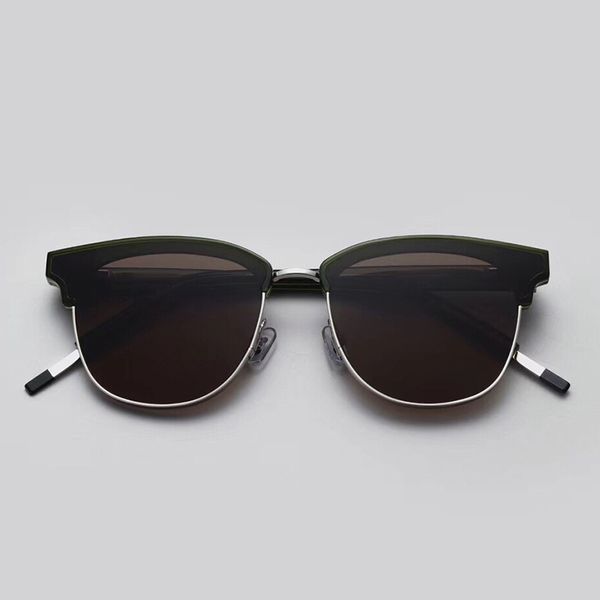 women's brand sunglasss vintage cat eye glasses 2020 designer fashion sun glasses feminino shades with packing box, White;black
women's brand sunglasss vintage cat eye glasses 2020 designer fashion sun glasses feminino shades with packing box, White;black