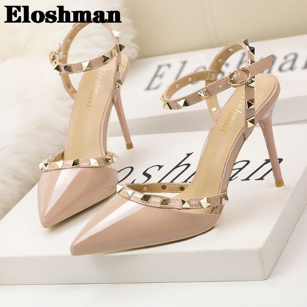 european and american style simple club stilettos sandals female tip rivet hollow field with sandals, Black
european and american style simple club stilettos sandals female tip rivet hollow field with sandals, Black
