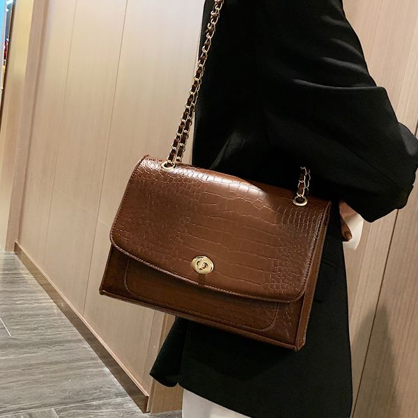 vintage stone pattern crossbody bag 2020 new pu leather women's designer handbag lock chain shoulder messenger bag
vintage stone pattern crossbody bag 2020 new pu leather women's designer handbag lock chain shoulder messenger bag