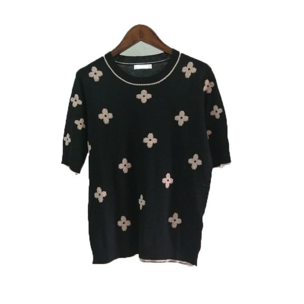 820 2020 autumn brand same style regular short sleeve crew neck kint sweater black renjie, White;black
820 2020 autumn brand same style regular short sleeve crew neck kint sweater black renjie, White;black
