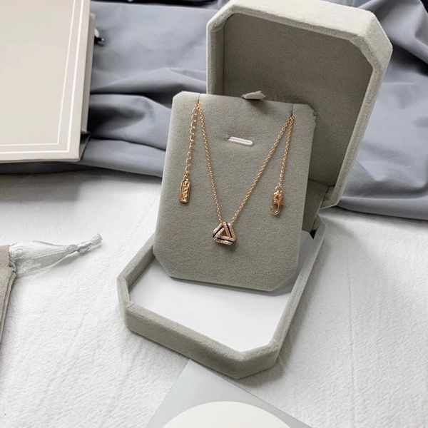 2020 summer new trend net red temperament clavicle chain fashion versatile necklace simple sweet girl necklace pendant necklace, Silver
2020 summer new trend net red temperament clavicle chain fashion versatile necklace simple sweet girl necklace pendant necklace, Silver