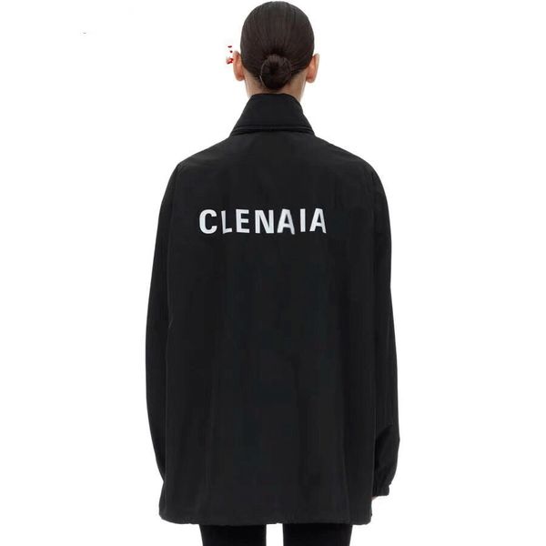 19fw люкс европейского алфавита printed ветровка ретро street комфортная сыпучие ветер пальто мужчины женщины пары дизайнер ветровка hfyywt0, Tan;black
19fw люкс европейского алфавита printed ветровка ретро street комфортная сыпучие ветер пальто мужчины женщины пары дизайнер ветровка hfyywt0, Tan;black