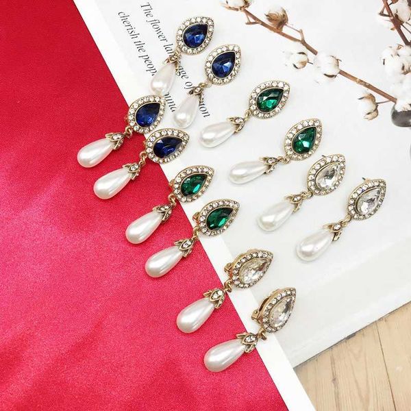 teardrop-pearls earrings elegant rhinestones retro crystal party sweet, Golden;silver
teardrop-pearls earrings elegant rhinestones retro crystal party sweet, Golden;silver