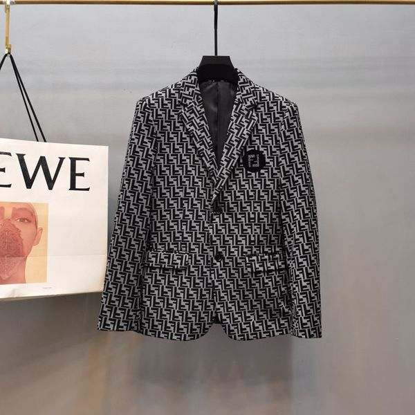 autumn and winter new men's luxury designer business casual men's suit jacket letter print jacket fashionable high-end brand men&#, White;black
autumn and winter new men's luxury designer business casual men's suit jacket letter print jacket fashionable high-end brand men&#, White;black