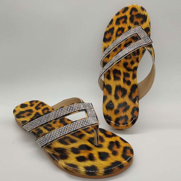 women summer slippers leopard rhinestone flip-flops beach slippers outdoor flat slipper fashion women casual shoes, Black
women summer slippers leopard rhinestone flip-flops beach slippers outdoor flat slipper fashion women casual shoes, Black
