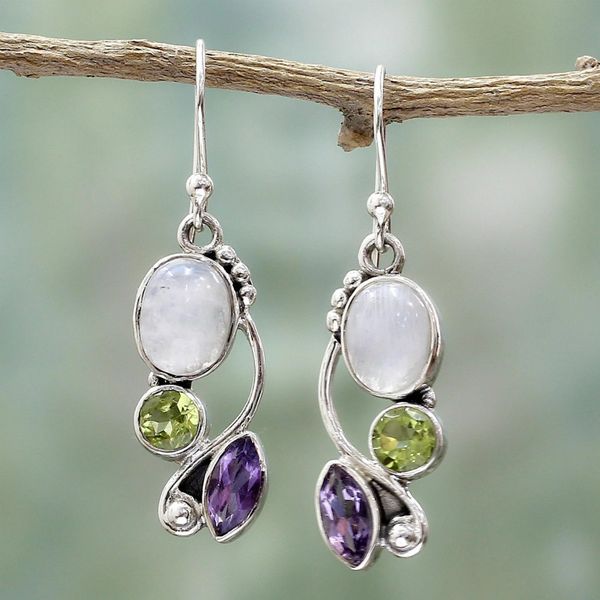 hoop & huggie style natural moonstone earrings european and american women multi-color zircon ear pendant metal, Golden;silver
hoop & huggie style natural moonstone earrings european and american women multi-color zircon ear pendant metal, Golden;silver