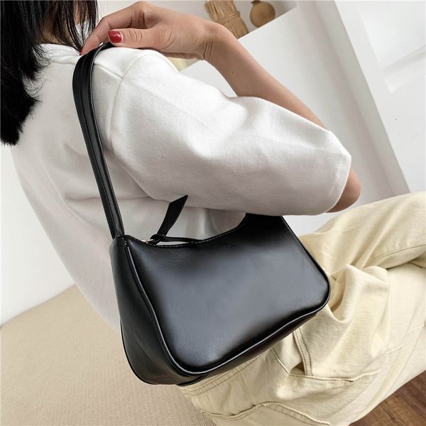 totes bags for women 2020 trendy vintage handbag female small subaxillary bags casual mini shoulder bag
totes bags for women 2020 trendy vintage handbag female small subaxillary bags casual mini shoulder bag