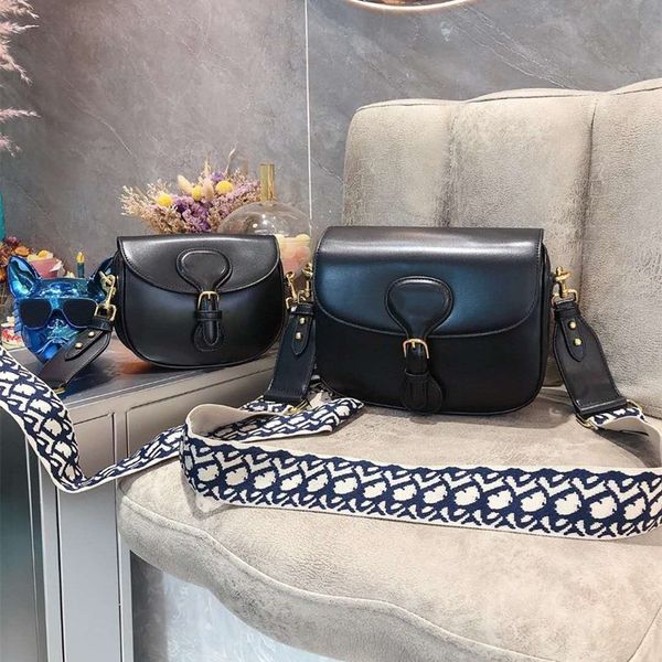 2020 fashion crossbody bag women genuine leather handbag letter purse messenger bag three color with colorful shoulder strap
2020 fashion crossbody bag women genuine leather handbag letter purse messenger bag three color with colorful shoulder strap
