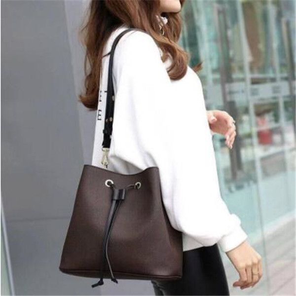 designer shoulder bags with leather bucket bag women famous designer handbags flower coffee printing crossbody bag purse 44023
designer shoulder bags with leather bucket bag women famous designer handbags flower coffee printing crossbody bag purse 44023