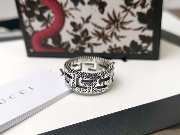 new design square pattern ring luxury sterling silver ring couple ring valentine gift wild rings fashion accessories supply
new design square pattern ring luxury sterling silver ring couple ring valentine gift wild rings fashion accessories supply