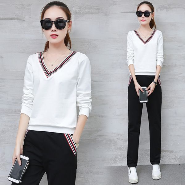 2020 spring and autumn new korean fashion women's slim fit casual two-piece set v-neck long sleeve trousers and trouserstrousers sports, Gray
2020 spring and autumn new korean fashion women's slim fit casual two-piece set v-neck long sleeve trousers and trouserstrousers sports, Gray