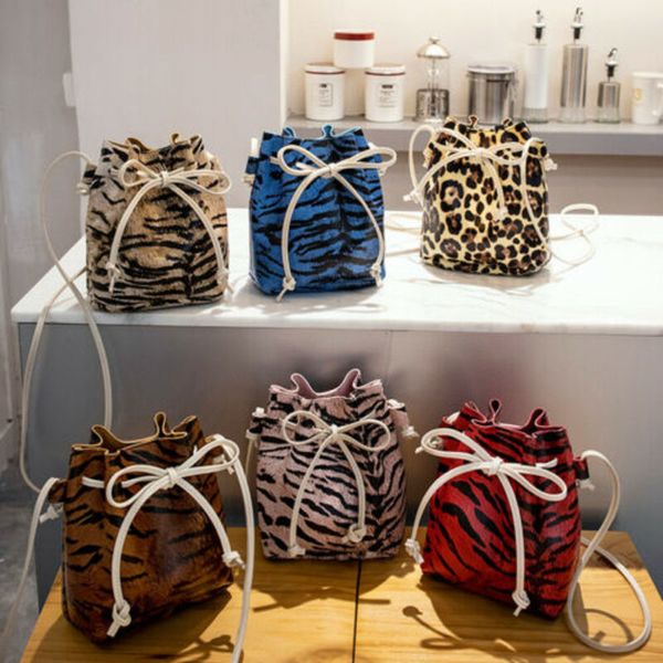 leopard fur large shoulder women warm totes handbags clutch famous vintage print pattern lady crossbody bag
leopard fur large shoulder women warm totes handbags clutch famous vintage print pattern lady crossbody bag