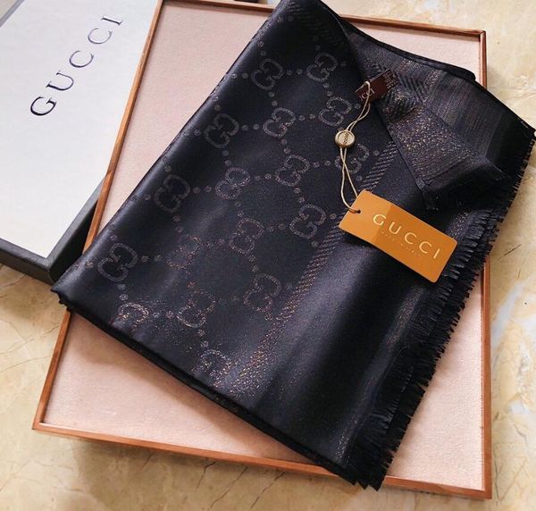 2020 luxury scarf brand famous designer letter pattern lady gift scarf 100% silk long scarf be wholesale, Blue;gray
2020 luxury scarf brand famous designer letter pattern lady gift scarf 100% silk long scarf be wholesale, Blue;gray
