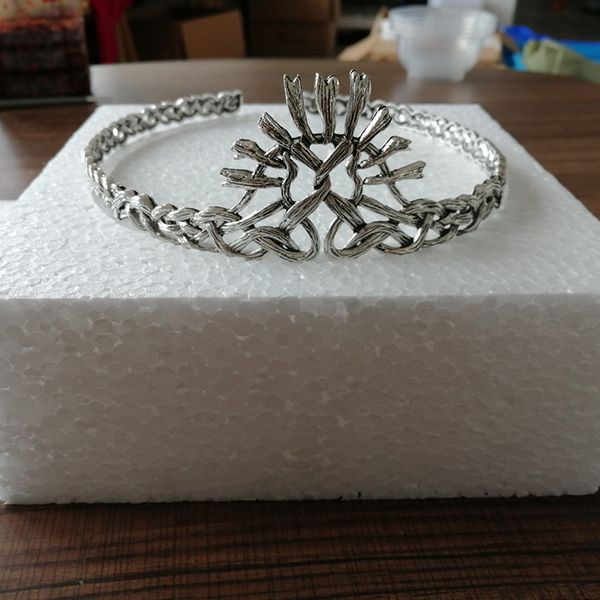 queen crown cersei lannister diadem headbands women hair accessories hairbands pageant cosplay, Golden;silver
queen crown cersei lannister diadem headbands women hair accessories hairbands pageant cosplay, Golden;silver