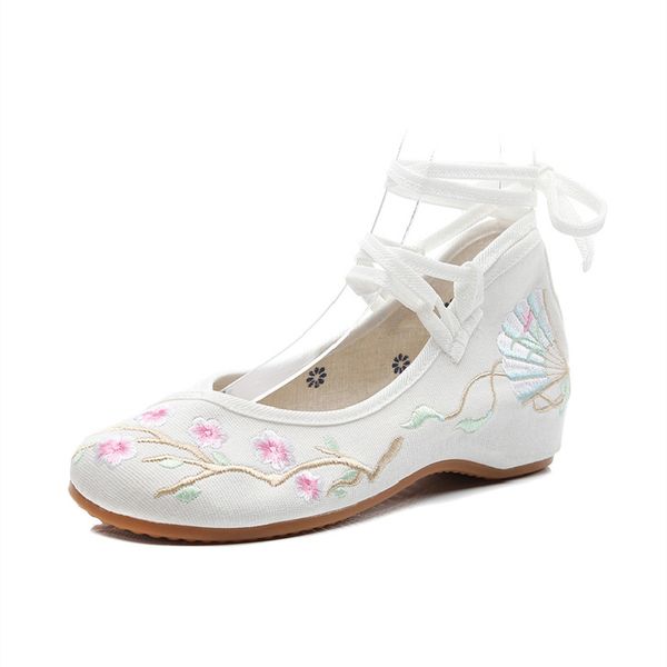 marlisasa women cute round toe floral embroidery anti skid spring shoes for dance lady red comfort summer retro shoes h6184x, Black
marlisasa women cute round toe floral embroidery anti skid spring shoes for dance lady red comfort summer retro shoes h6184x, Black