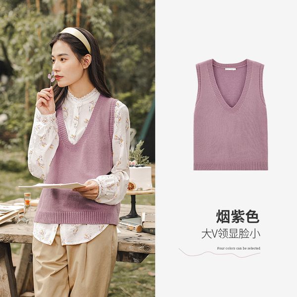 women's vests 2021 autumn winter arrival artsy style simple design all match female girl women sweater vest, Black;white
women's vests 2021 autumn winter arrival artsy style simple design all match female girl women sweater vest, Black;white