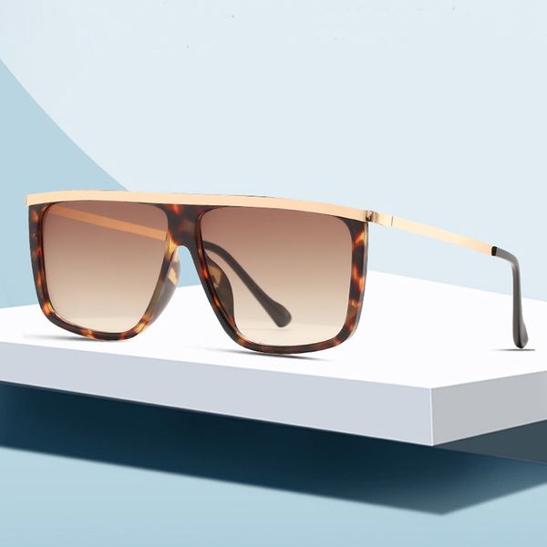 2020new luxury gradient sunglasses personality ladies sunglasses fashion retro frame lentes de sol mujer, White;black 
2020new luxury gradient sunglasses personality ladies sunglasses fashion retro frame lentes de sol mujer, White;black