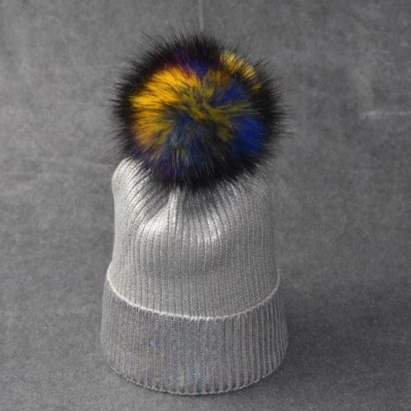 

Gold Stamping Knitted Pom Beanies Hats Men Women Silver Stamping Skull Cap Winter Warm Hat with Colorful Fur Ball Christmas Gift