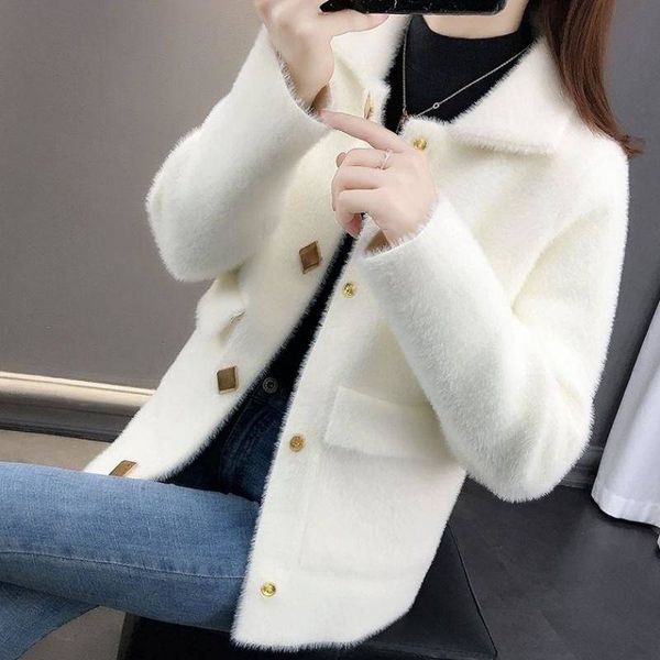 2020 mink cashmere coat female fashion pockets thick warm autumn winter turn-down collar office lady knitting female outwear, Black
2020 mink cashmere coat female fashion pockets thick warm autumn winter turn-down collar office lady knitting female outwear, Black