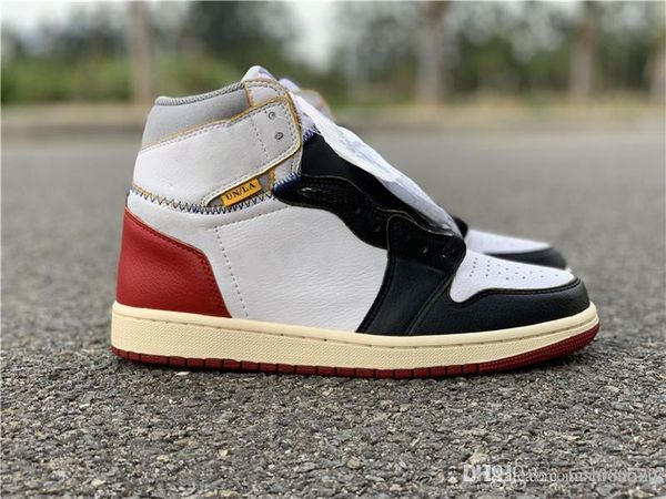 release union x sneakers 1 high og air nrg 1s man basketball shoes black white real leather with og box bv1300-106 bv1300-146
release union x sneakers 1 high og air nrg 1s man basketball shoes black white real leather with og box bv1300-106 bv1300-146
