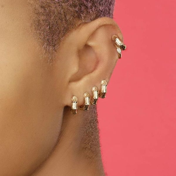 fashion geometric small hoop earrings women men trendy gold color thick round circle huggie earrings cartilage jewelry 2020, Golden;silver
fashion geometric small hoop earrings women men trendy gold color thick round circle huggie earrings cartilage jewelry 2020, Golden;silver