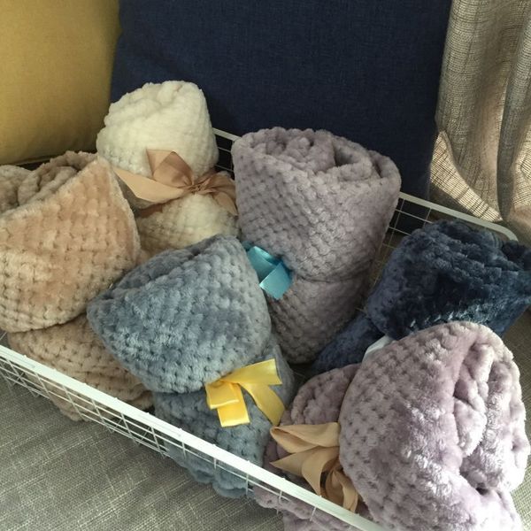 small blanket thickened mesh flannel office children's towel blanket knee blankets car
small blanket thickened mesh flannel office children's towel blanket knee blankets car